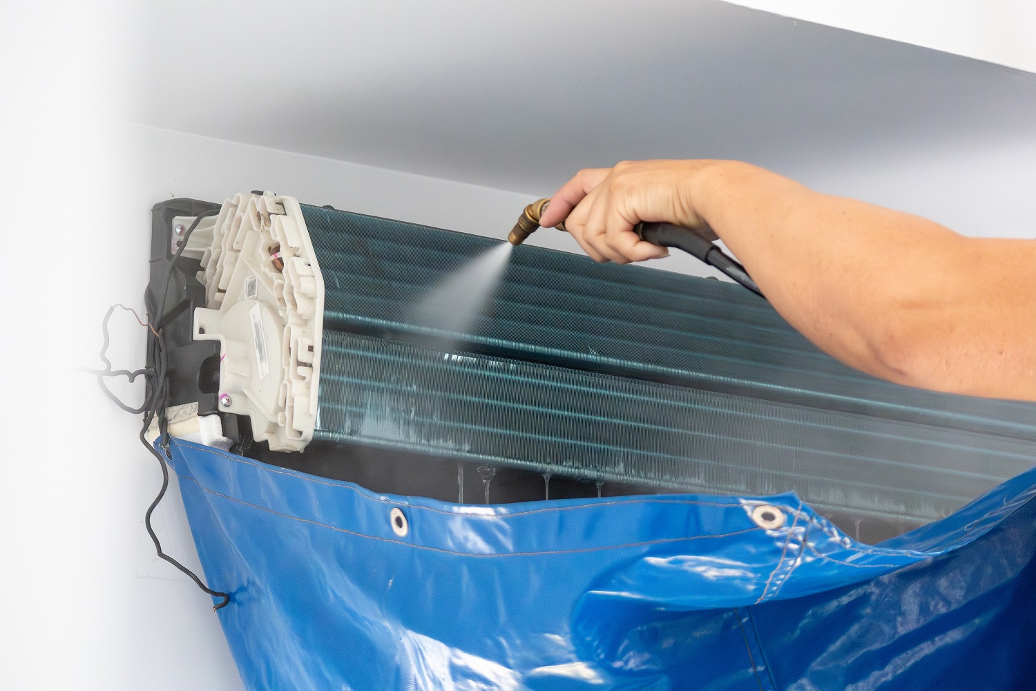 Thorough Aircon Servicing and Maintenance